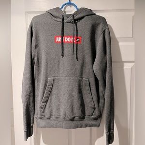 Mens Nike Hoodie, Size M